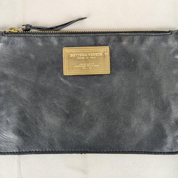 Authentic Bottega Veneta Black Leather Pouch Made in Italy